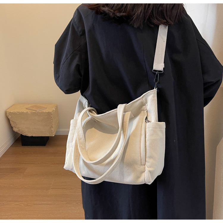 Ava™ | The stylish corduroy bag for every occasion