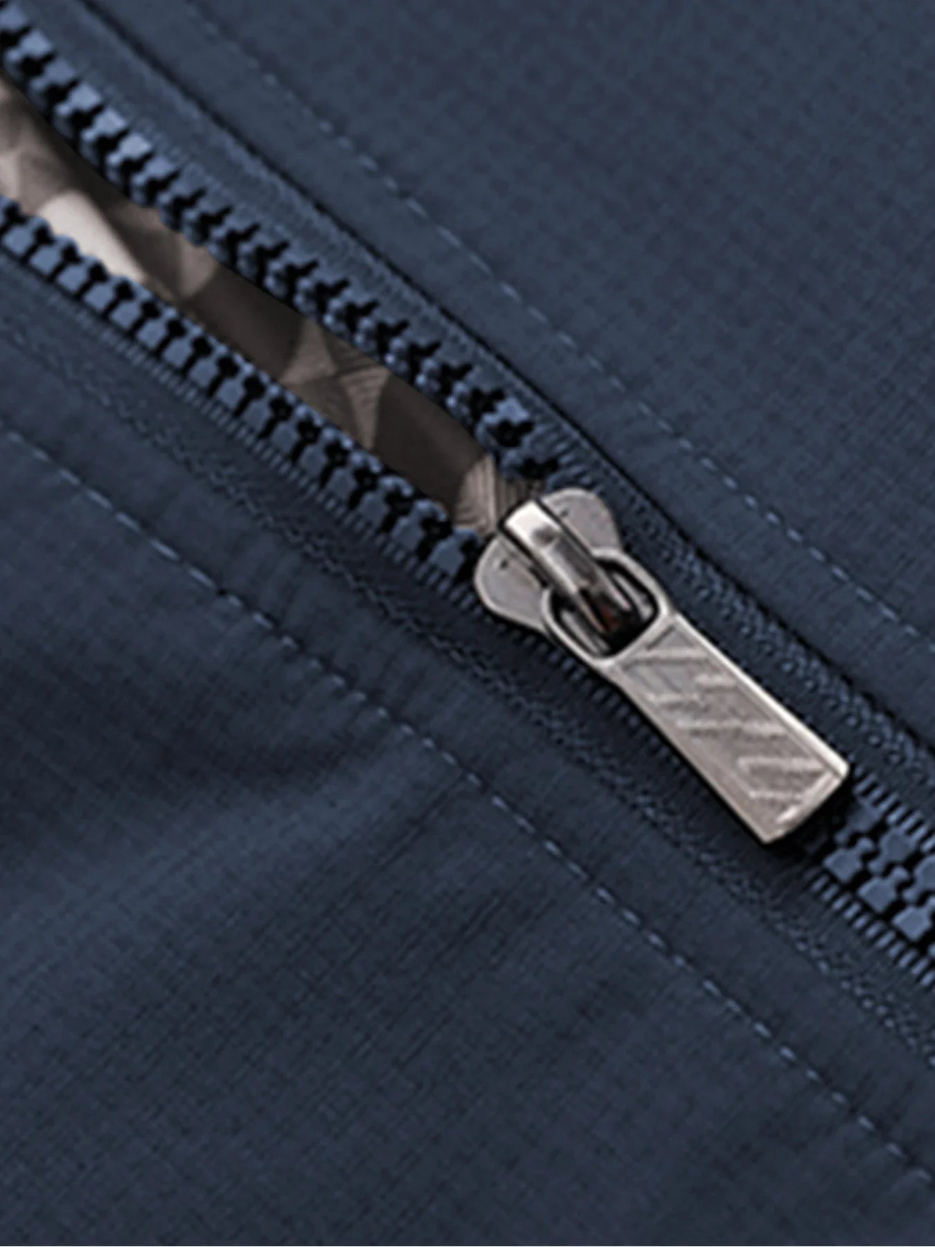 PARKER JACKET | COMFORTABLE LAYERS FOR SPRING WALKS